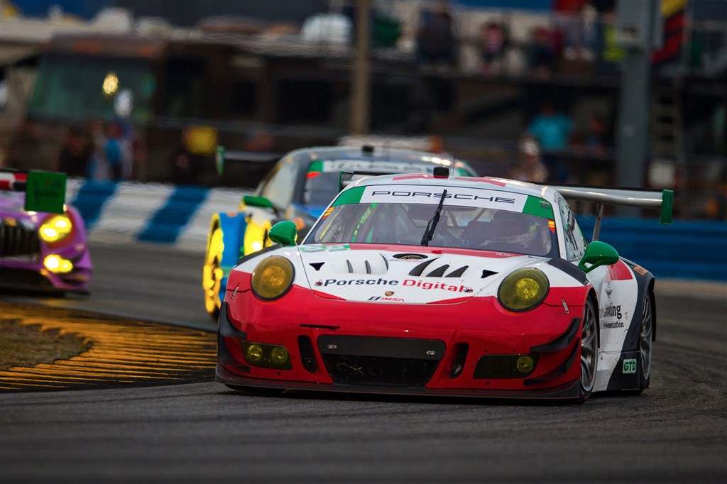 (Foto: Porsche North America)